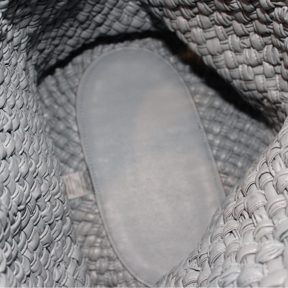 Calvin Klein Naomi Woven Tote Bag Summer Bag - Picture 3 of 7